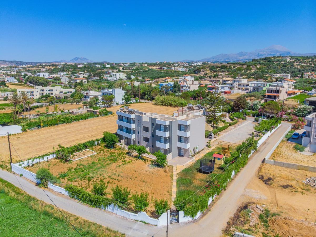 Blue Dream Hotel Stavromenos Exterior photo