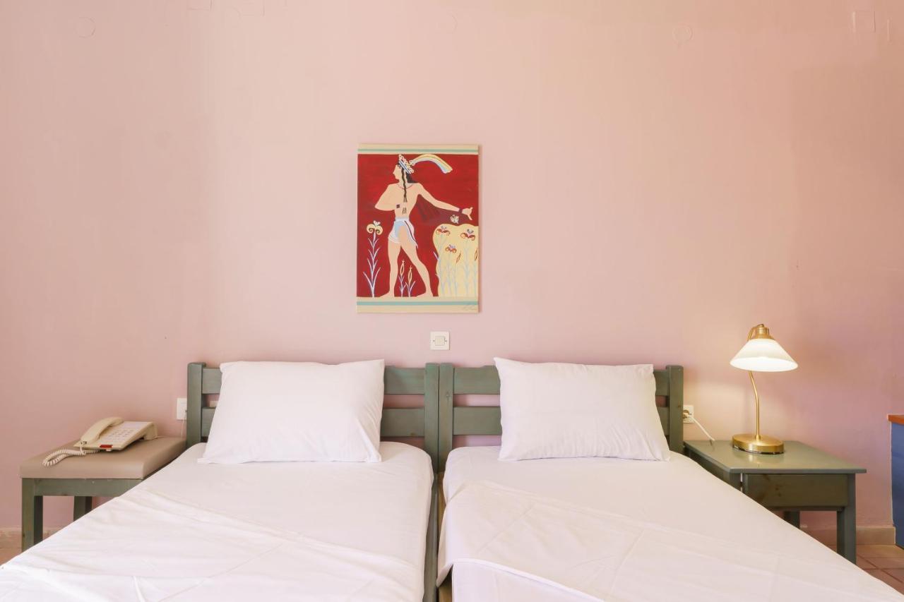 Blue Dream Hotel Stavromenos Exterior photo