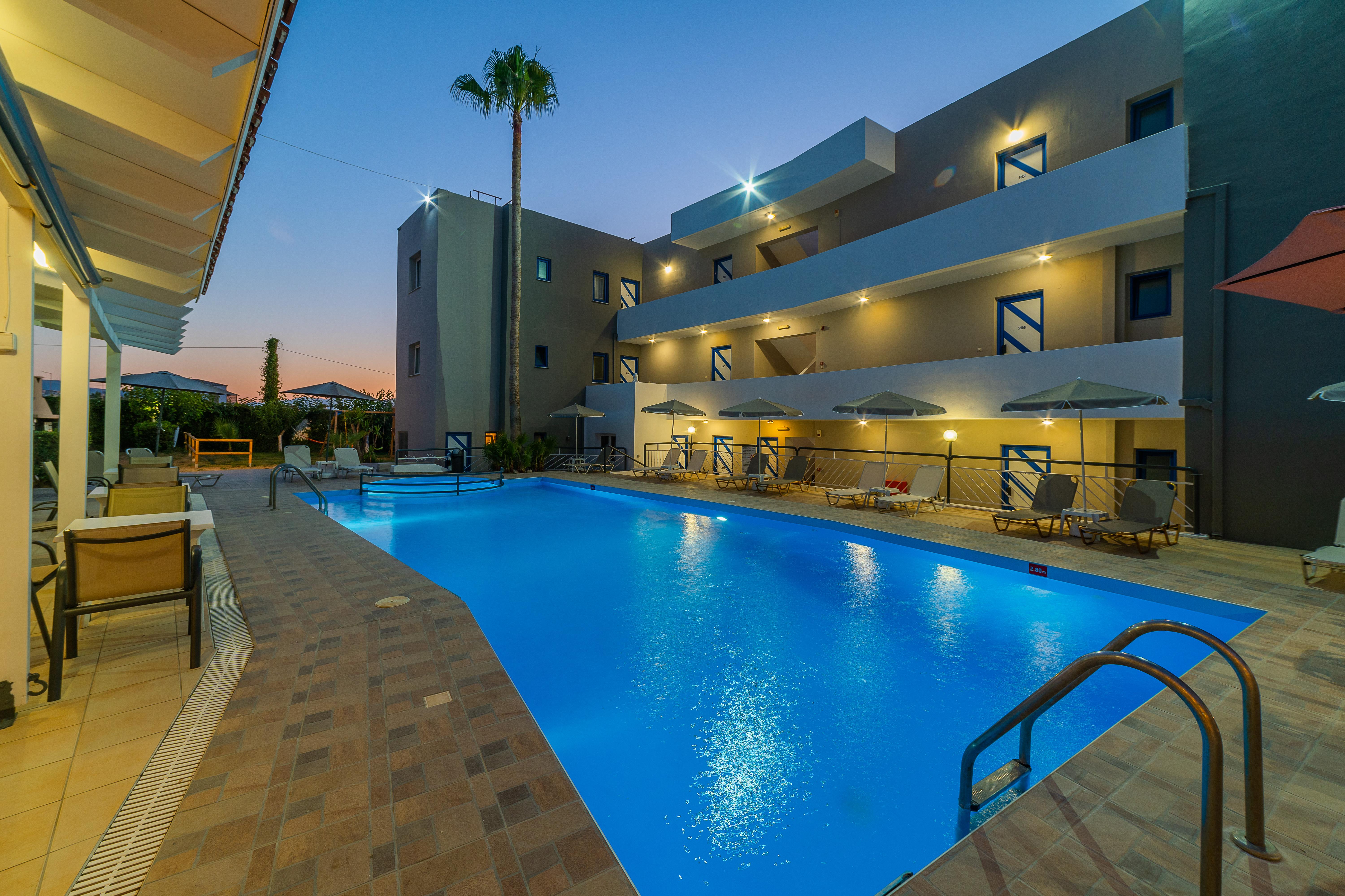 Blue Dream Hotel Stavromenos Exterior photo
