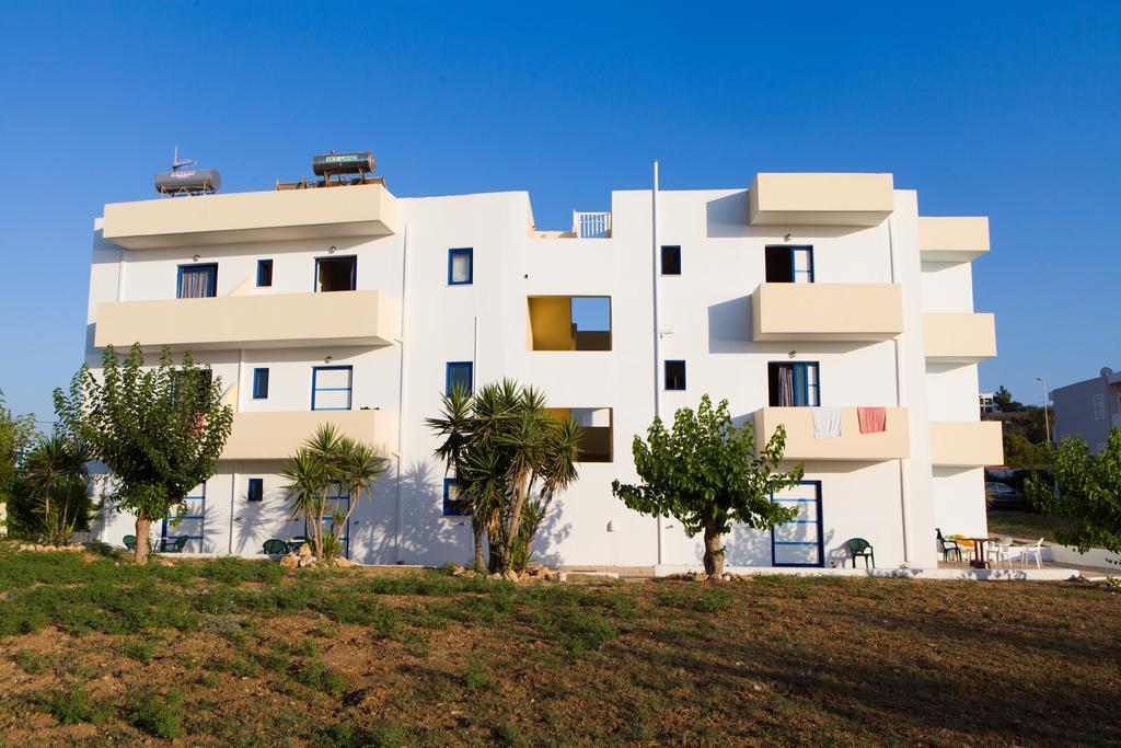 Blue Dream Hotel Stavromenos Exterior photo
